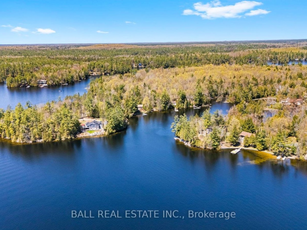 479 EAST CLEAR BAY ROAD, Crystal Lake