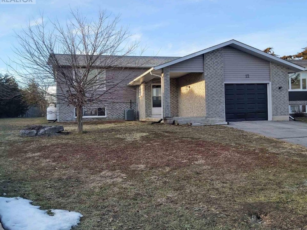 12 JUNIPER COURT, Kawartha Lakes (Bobcaygeon)