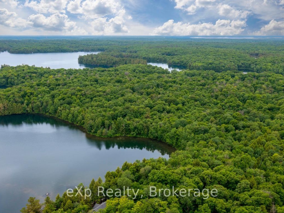 3 KINGFISHER ROAD, Trout Lake