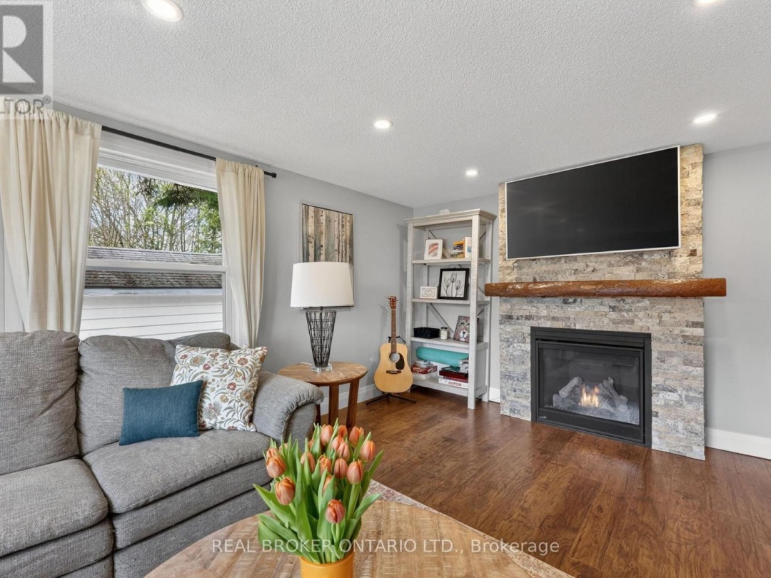 170 GEORGE STREET, Gravenhurst (Muskoka (S))