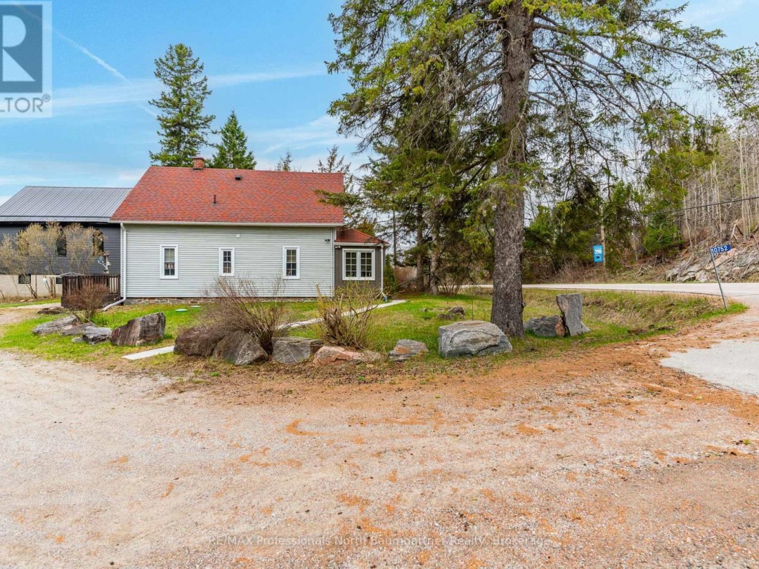10752 COUNTY ROAD 503, Highlands East (Glamorgan)