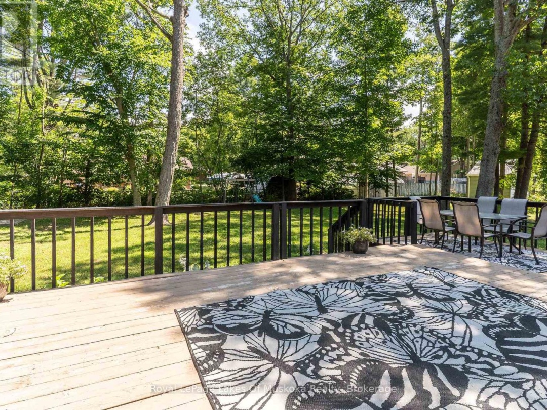 220 ALEXANDER STREET, Gravenhurst (Muskoka (S))