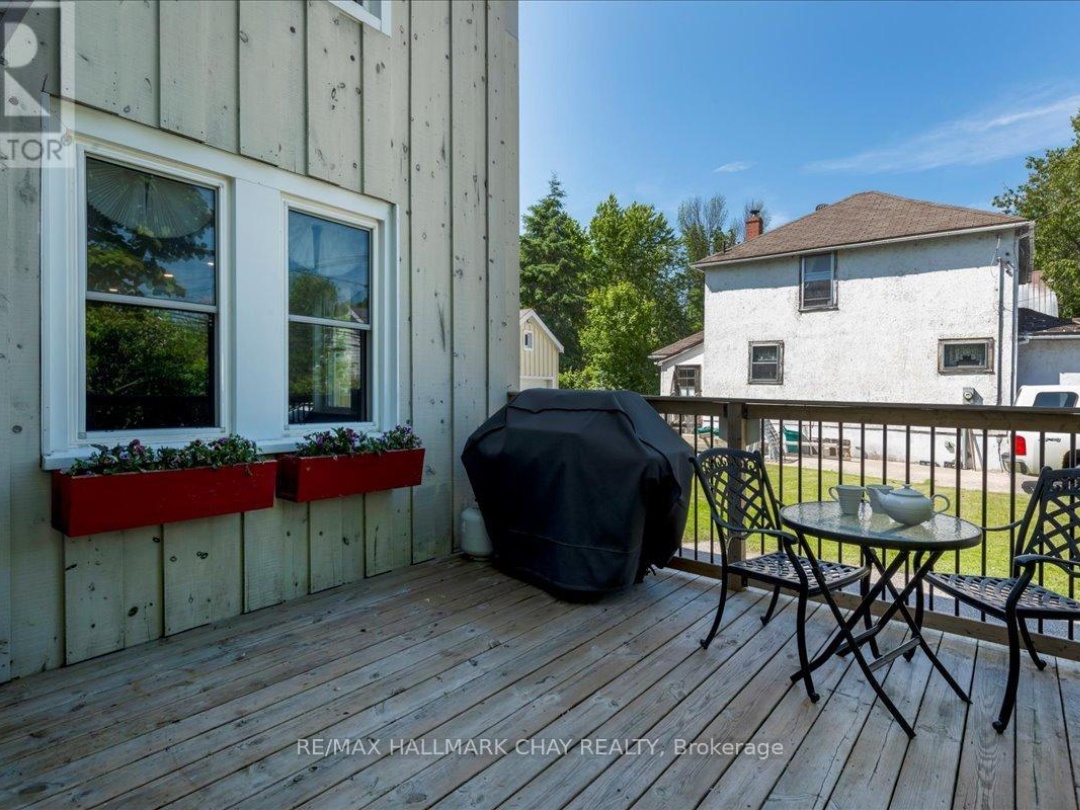 3366 MUSKOKA STREET, Severn (Washago)