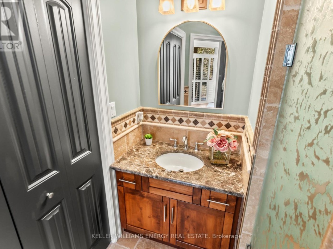 112 PELLER COURT, Pigeon Lake