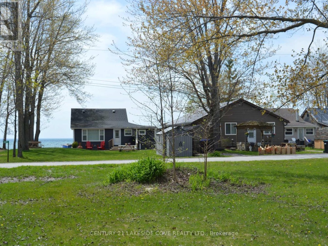 2689 Lakeshore Drive, Ramara (Brechin)