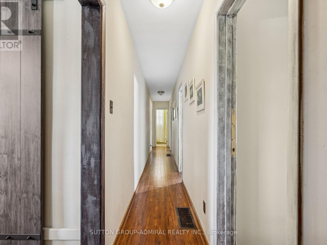 499 YORK STREET, 