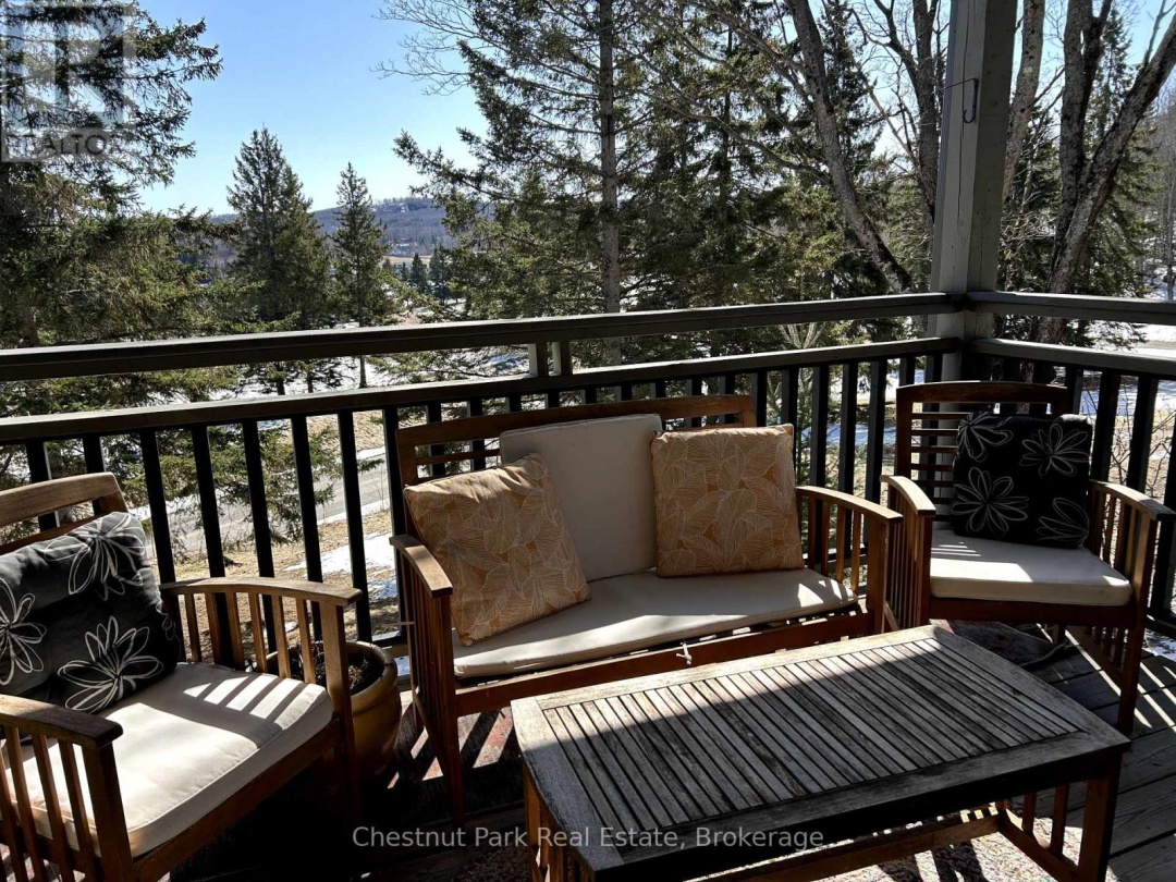 5 - 3421 GRANDVIEW FOREST DRIVE, 