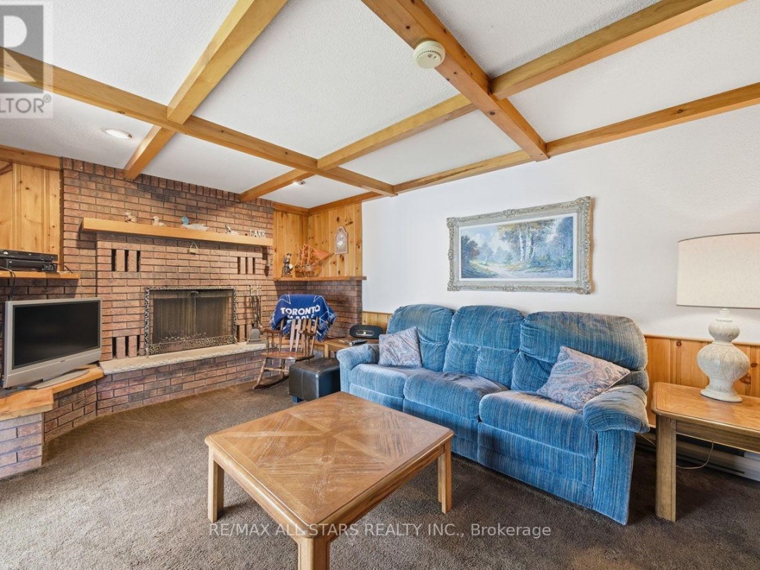 94 PLUM POINT LANE, Lake Scugog