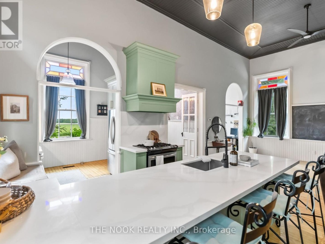 275 VALENTIA ROAD, 