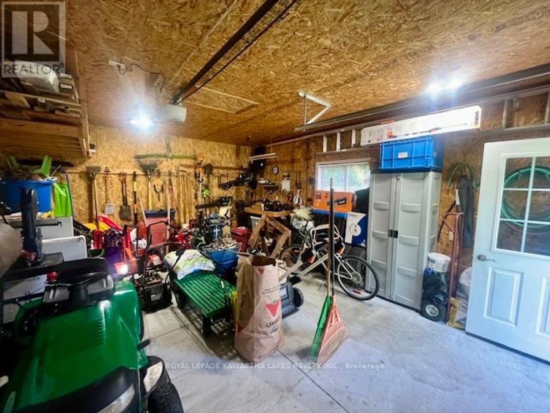 30 Grant Drive, Kawartha Lakes (Oakwood)