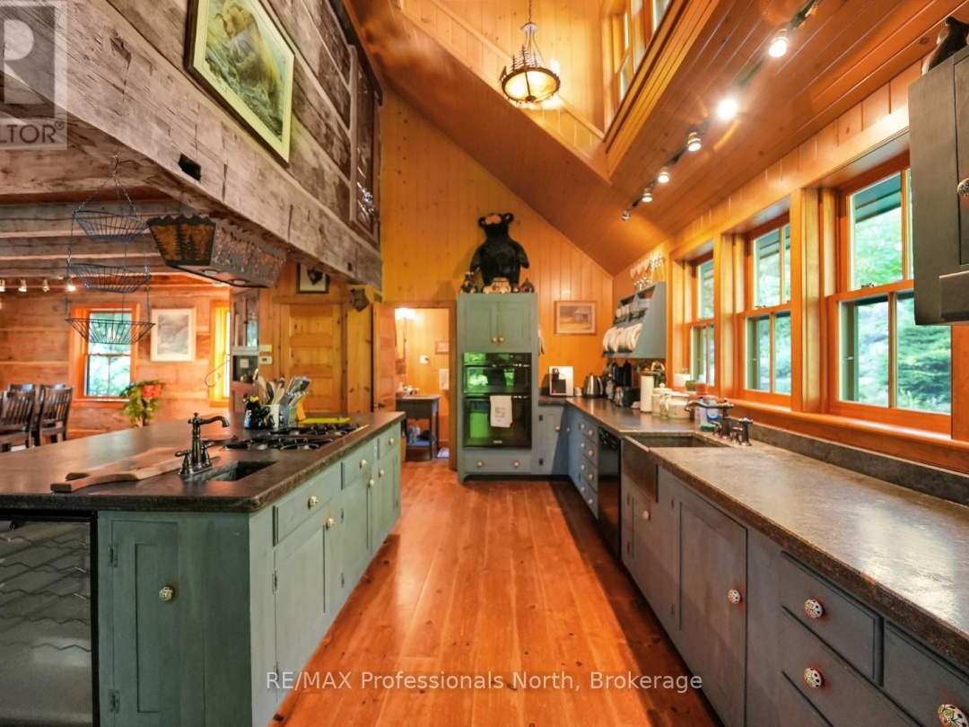 2682 WILKINSON ROAD, Kennisis Lake