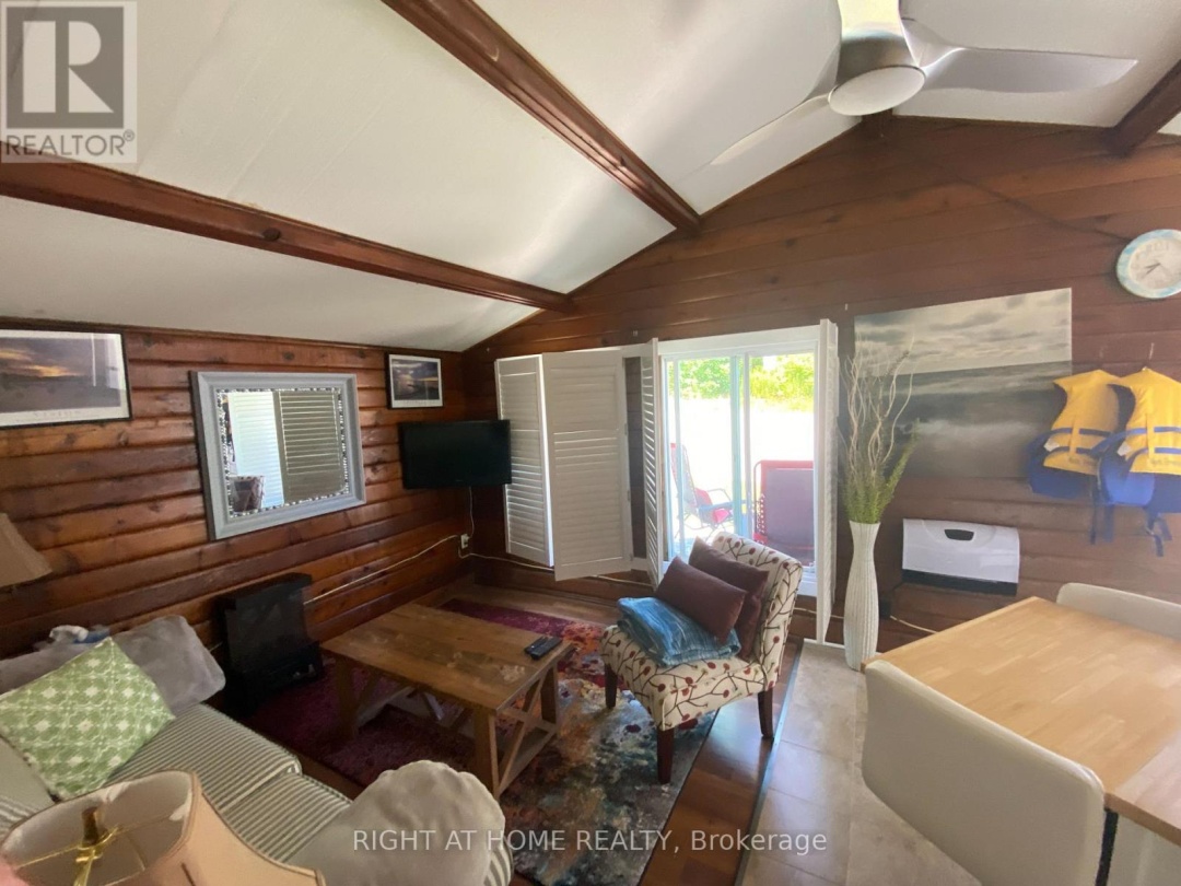 1725 EARL HAID AVENUE, Severn River
