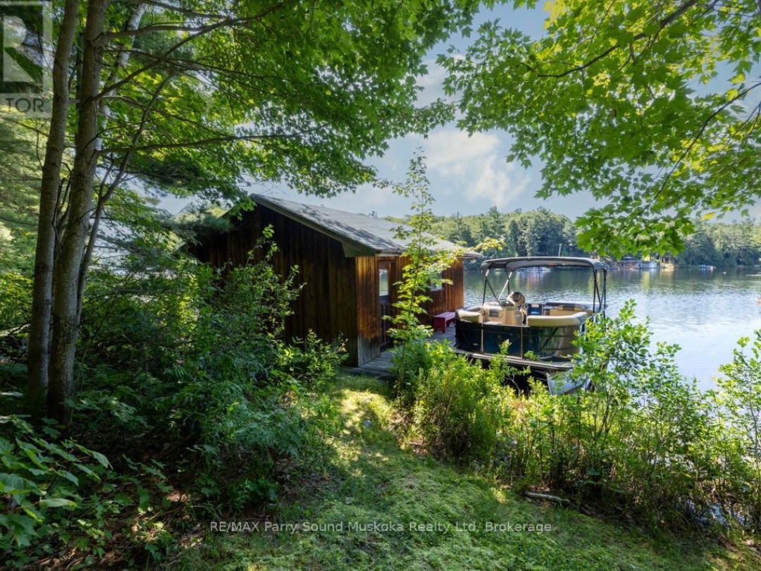 20 PRIOR LANE, Otter Lake