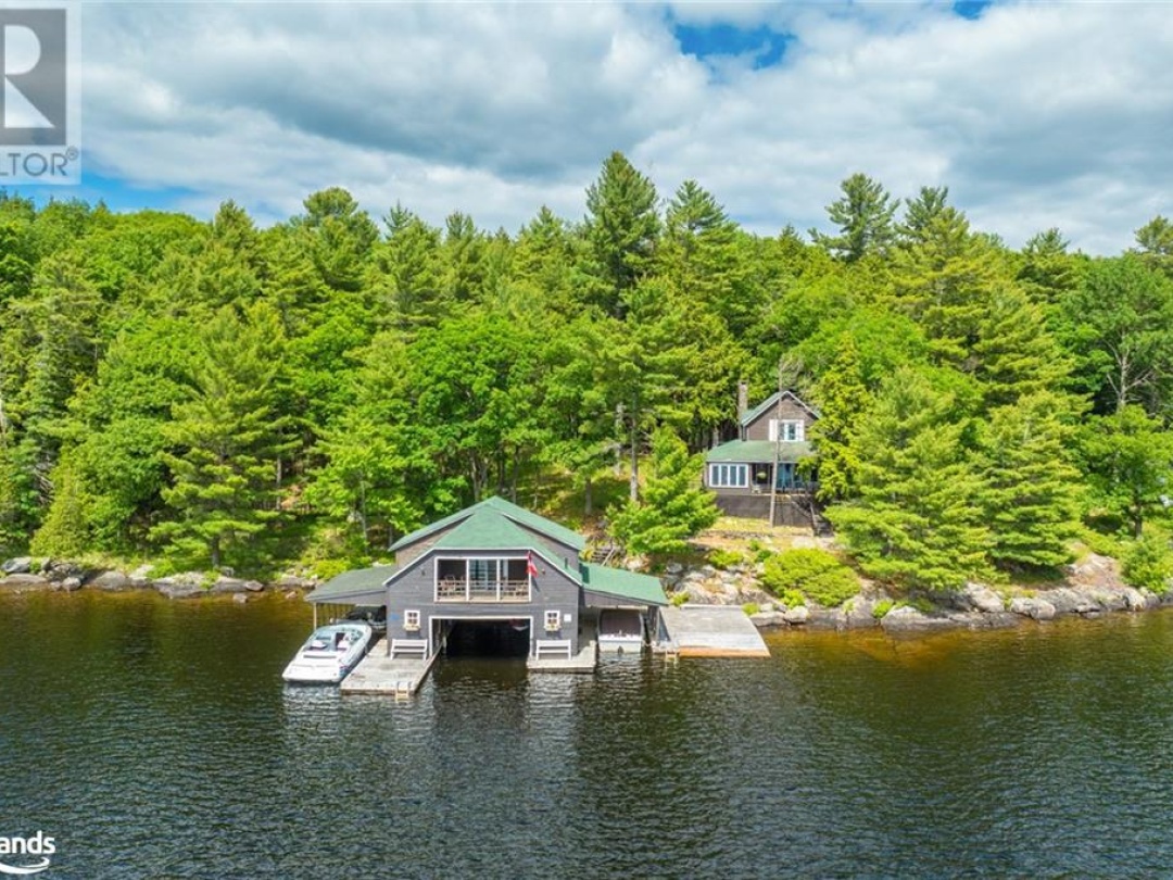 29 Is Keewaydin Island, Lake Muskoka