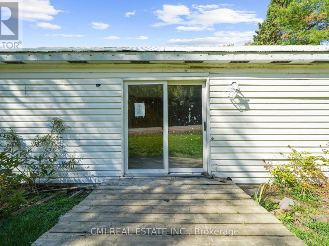 1093 SOUTH LAKE ROAD, Minden Hills (Snowdon)