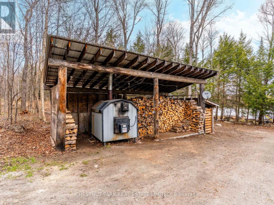 1068 RATTLESNAKE ROAD, Redstone Lake