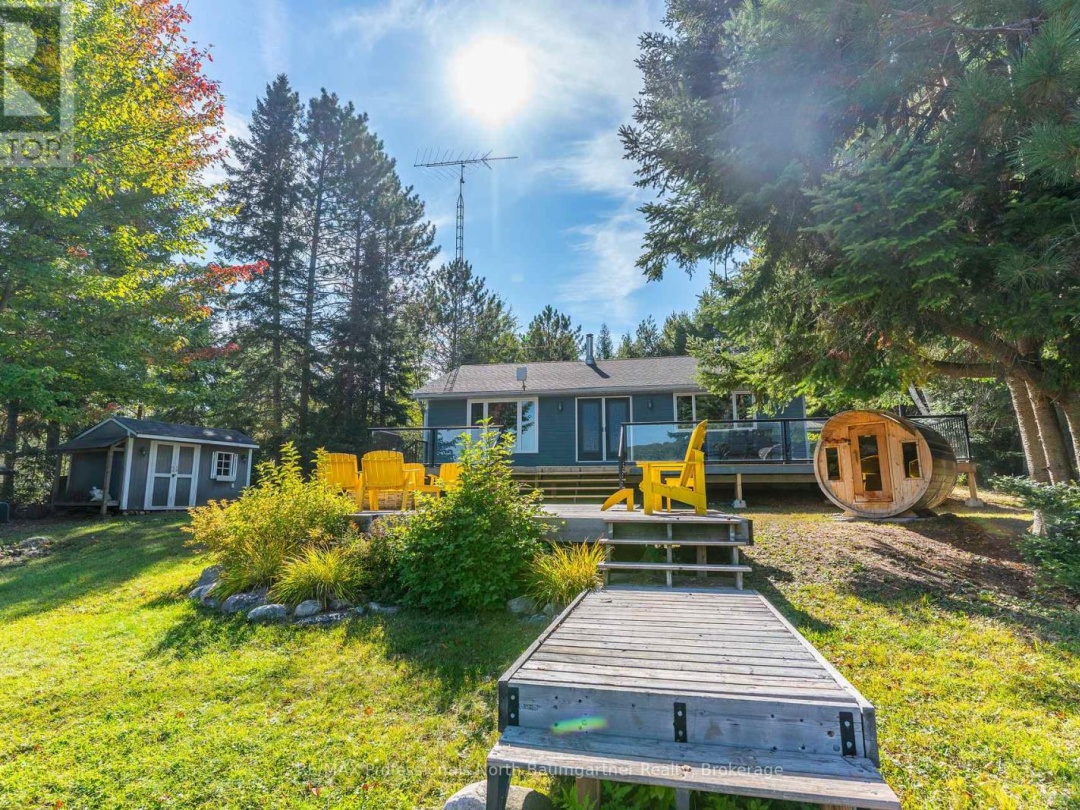 1086 CAMERON LANE, 