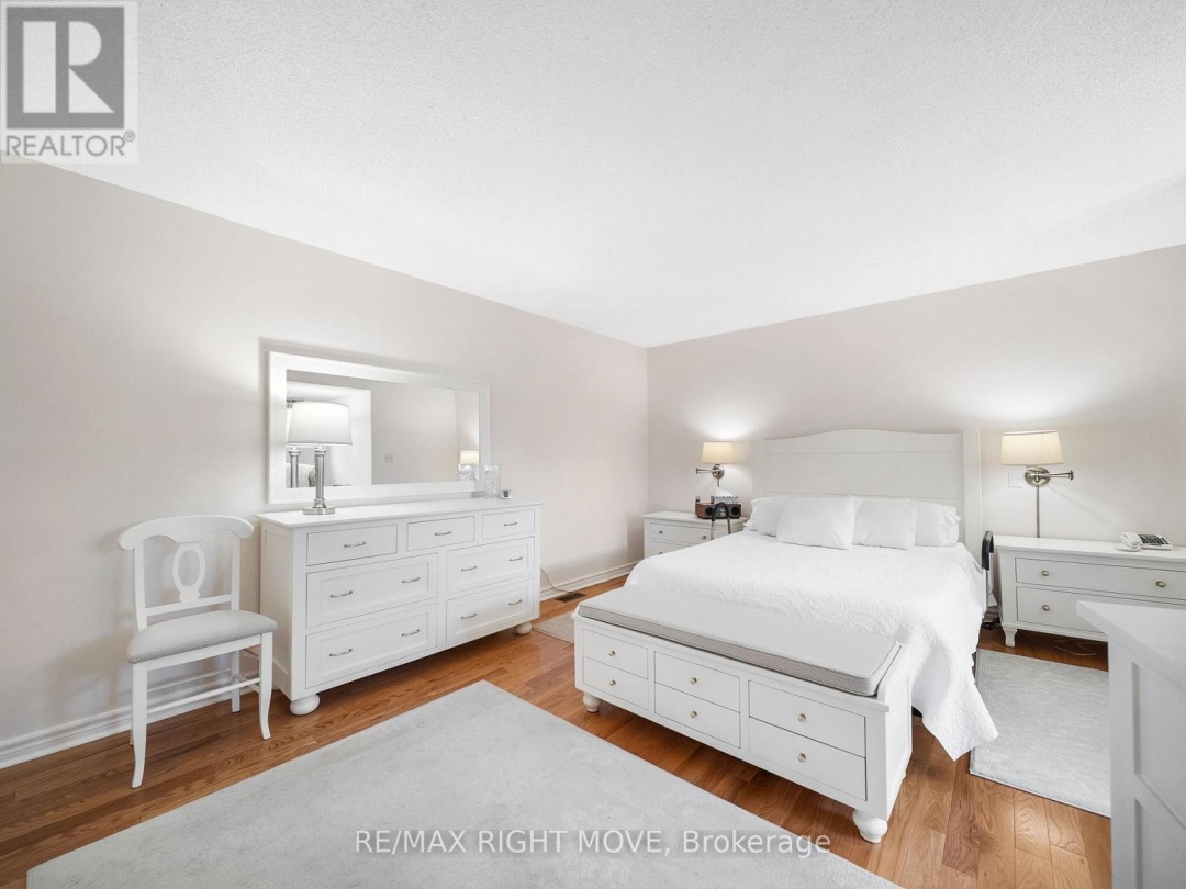 1998 VOYAGEUR CIRCLE, Severn