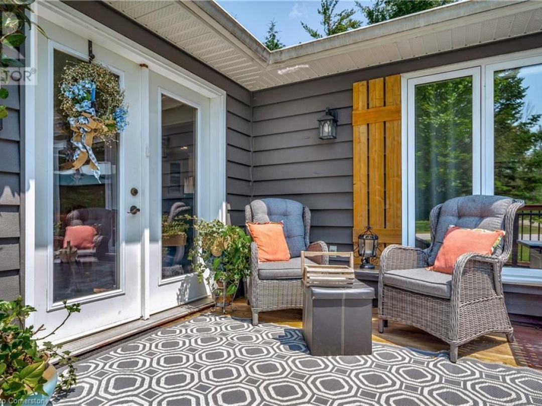 33 GRAHAM Drive, 