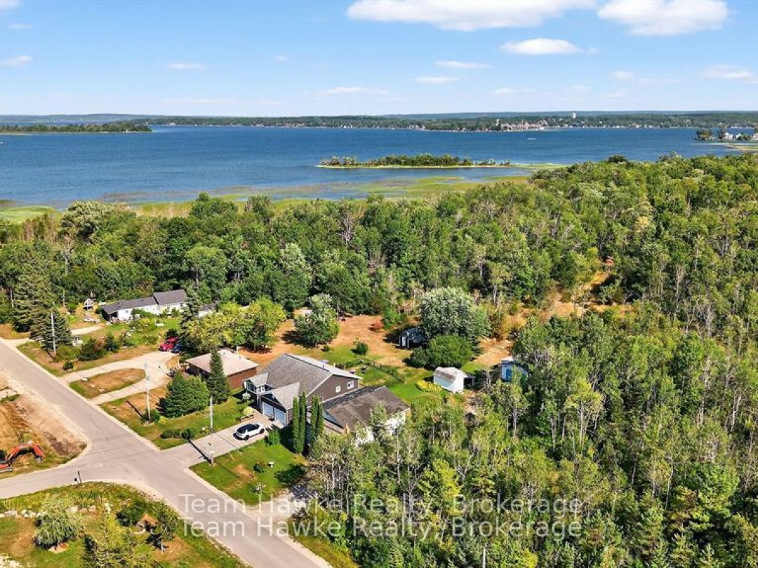 203 WOODLANDS AVENUE, 