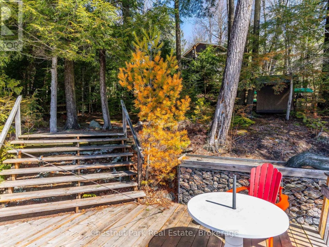 1173 WATTS ROAD, Kennisis Lake