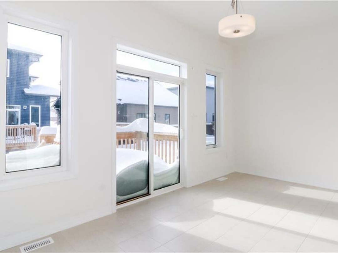 3778 SUNBANK Crescent, 