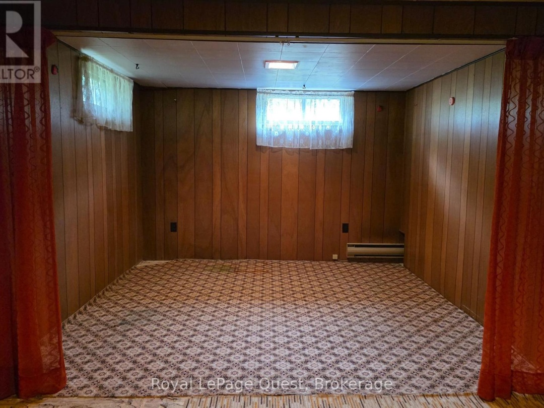 1045 SPARROW LAKE ROUTE, 