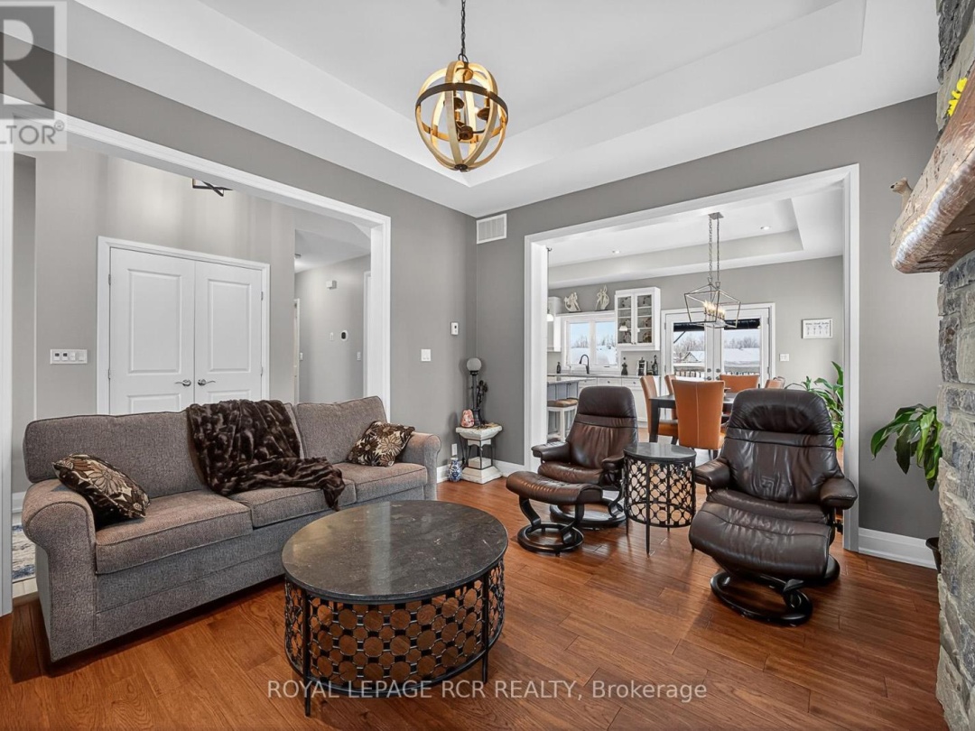 3 THOROUGHBRED DRIVE, Oro-Medonte