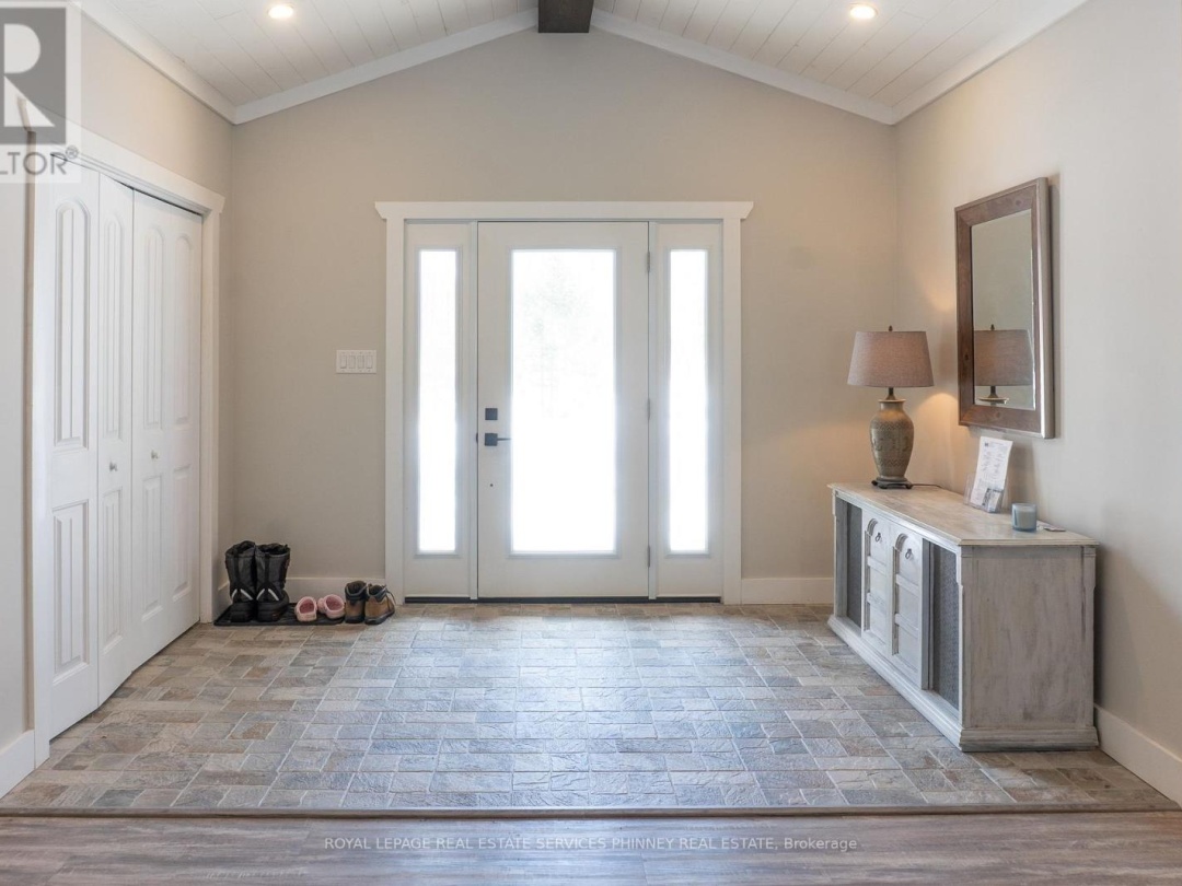 1068 XAVIER STREET, Gravenhurst (Morrison)
