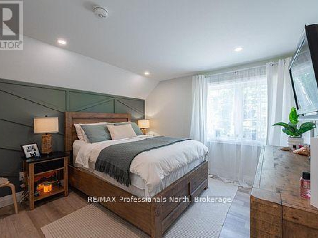 1677 HOSPITALITY ROAD, Minden Hills (Snowdon)