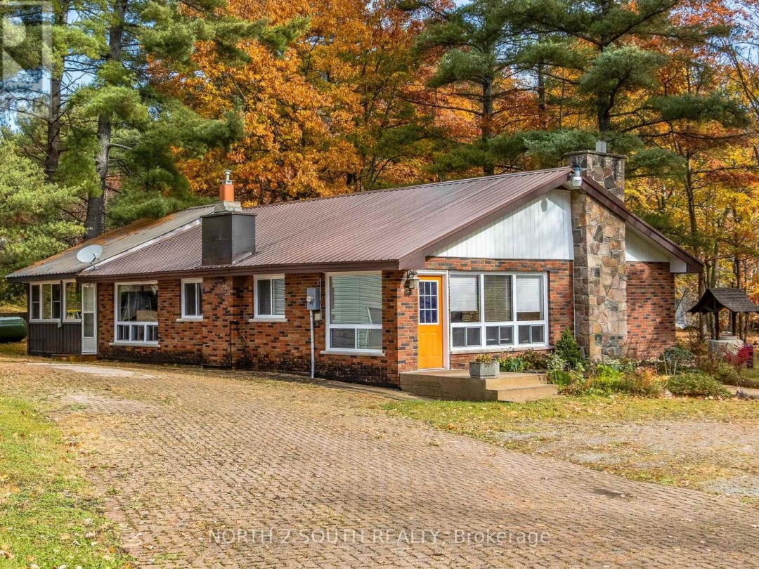 2512 HONEY HARBOUR ROAD, Georgian Bay (Baxter)