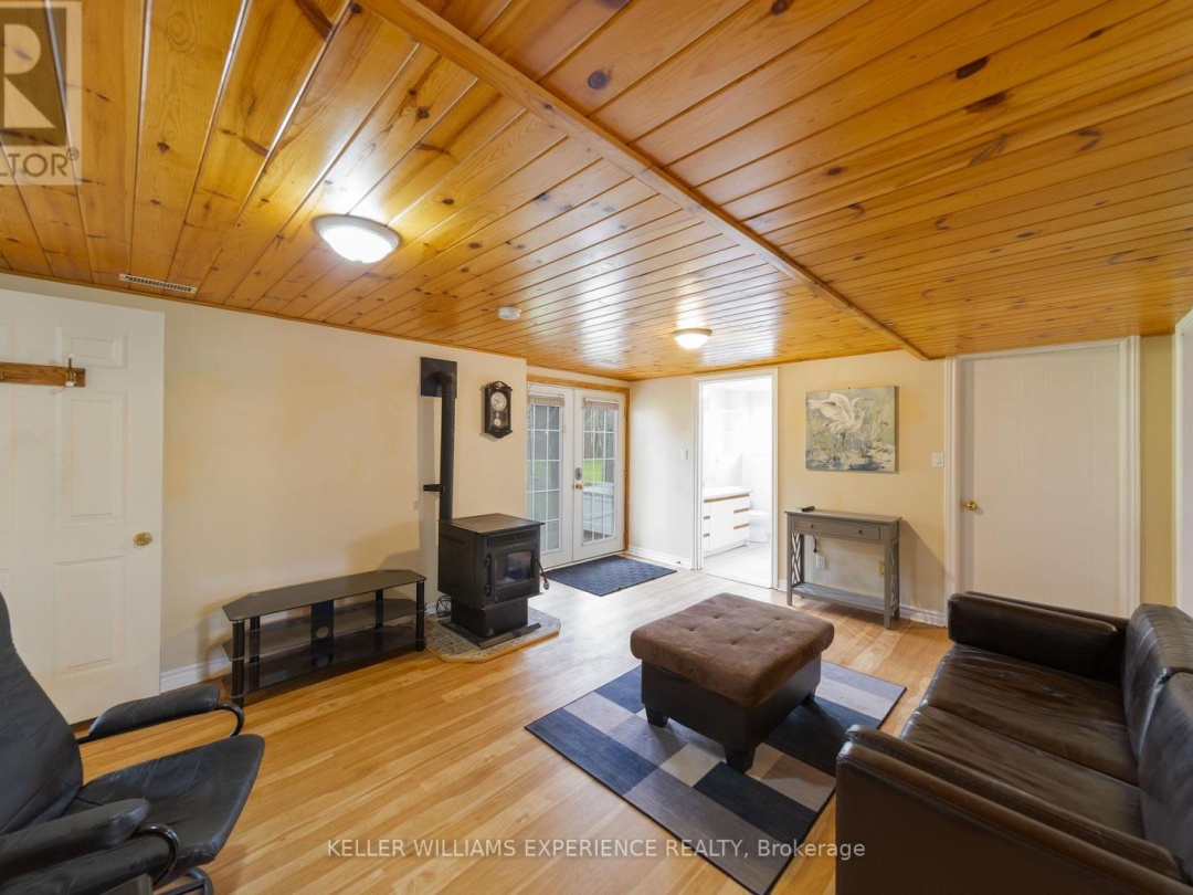 1936 PENINSULA POINT ROAD, 