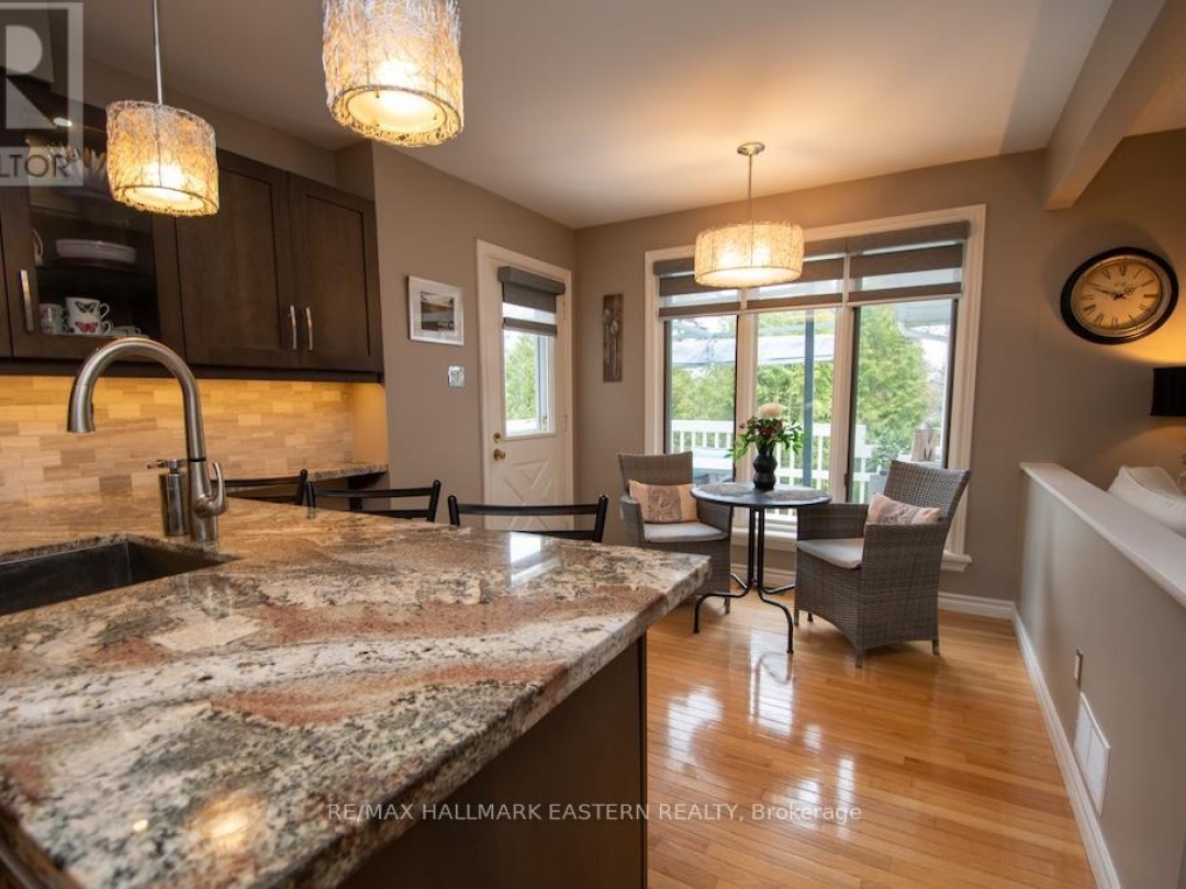 38 PATRICIA PLACE, Kawartha Lakes (Bobcaygeon)