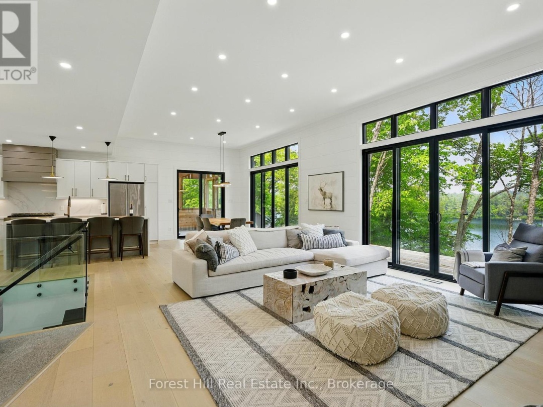 22 LONG AND WINDING ROAD ROAD, Silver Lake