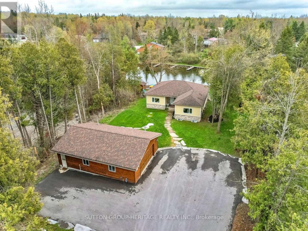 191 PIRATES GLEN DRIVE E, Pigeon Lake