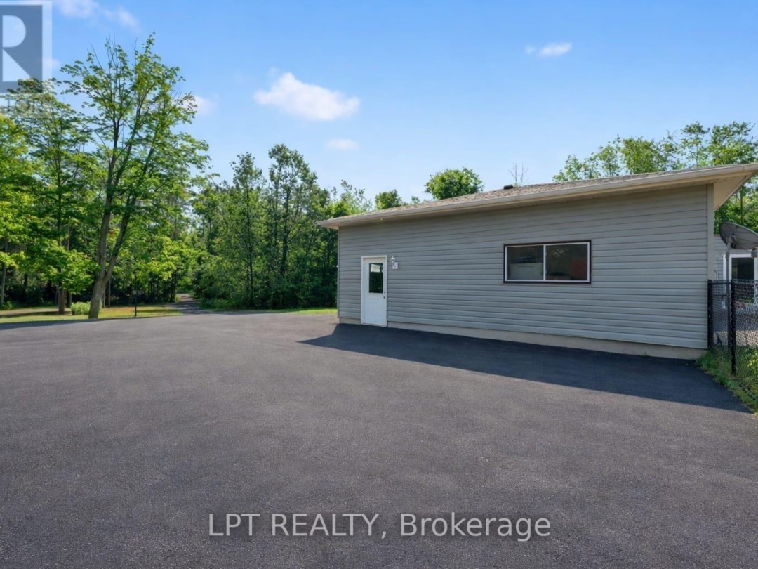 92 TATE'S BAY ROAD, Trent Lakes