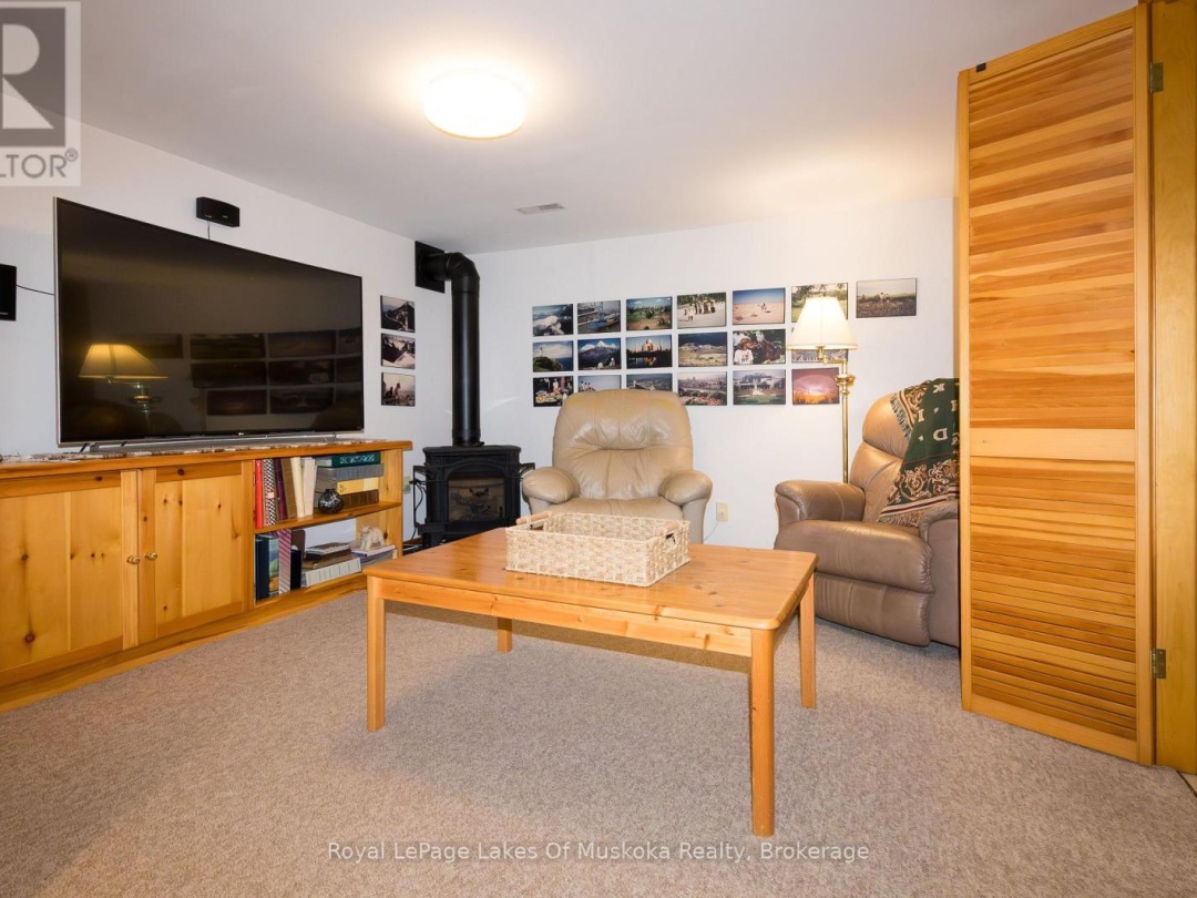 574 RAVENSCLIFFE ROAD, Huntsville (Chaffey)