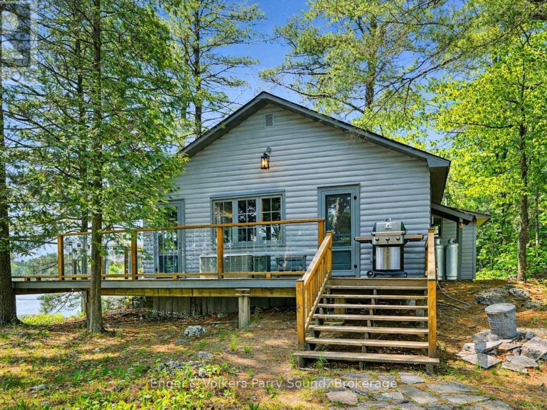 53 BIRDWOOD LANE, Harris Lake