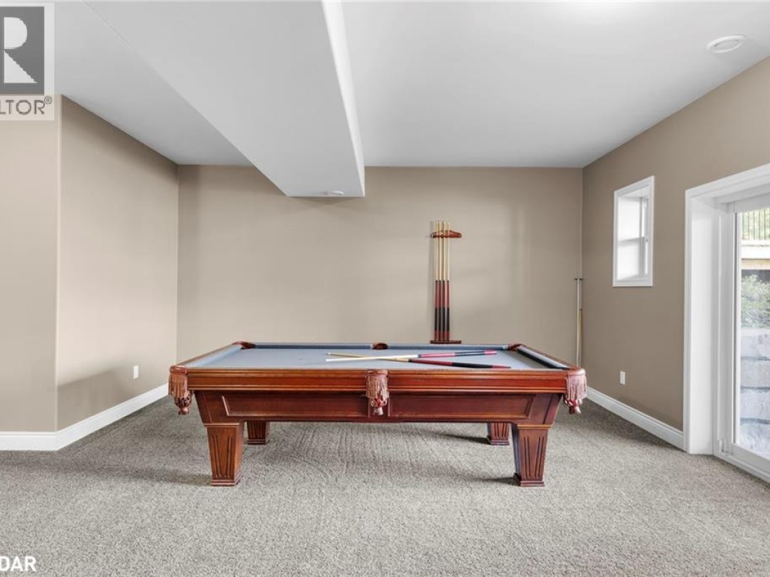 3387 WAINMAN Line, 