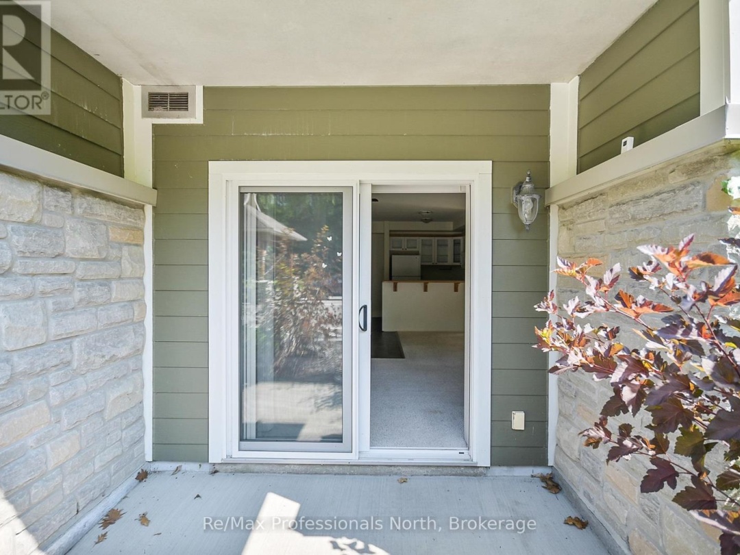 108 - 391 JAMES STREET W, 