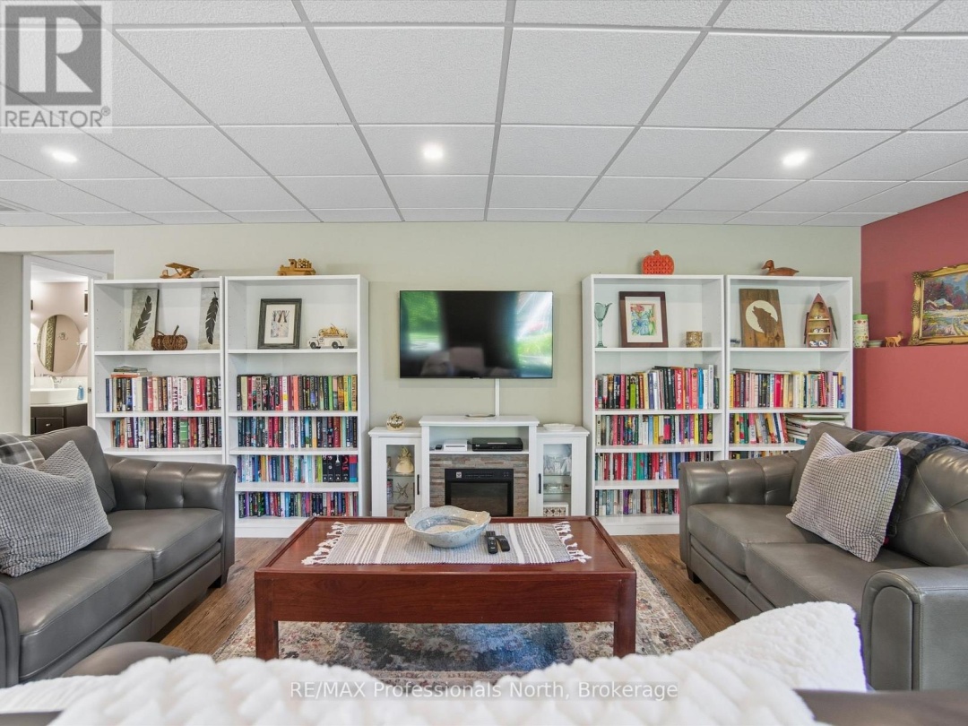 17 KEALL CRESCENT, 