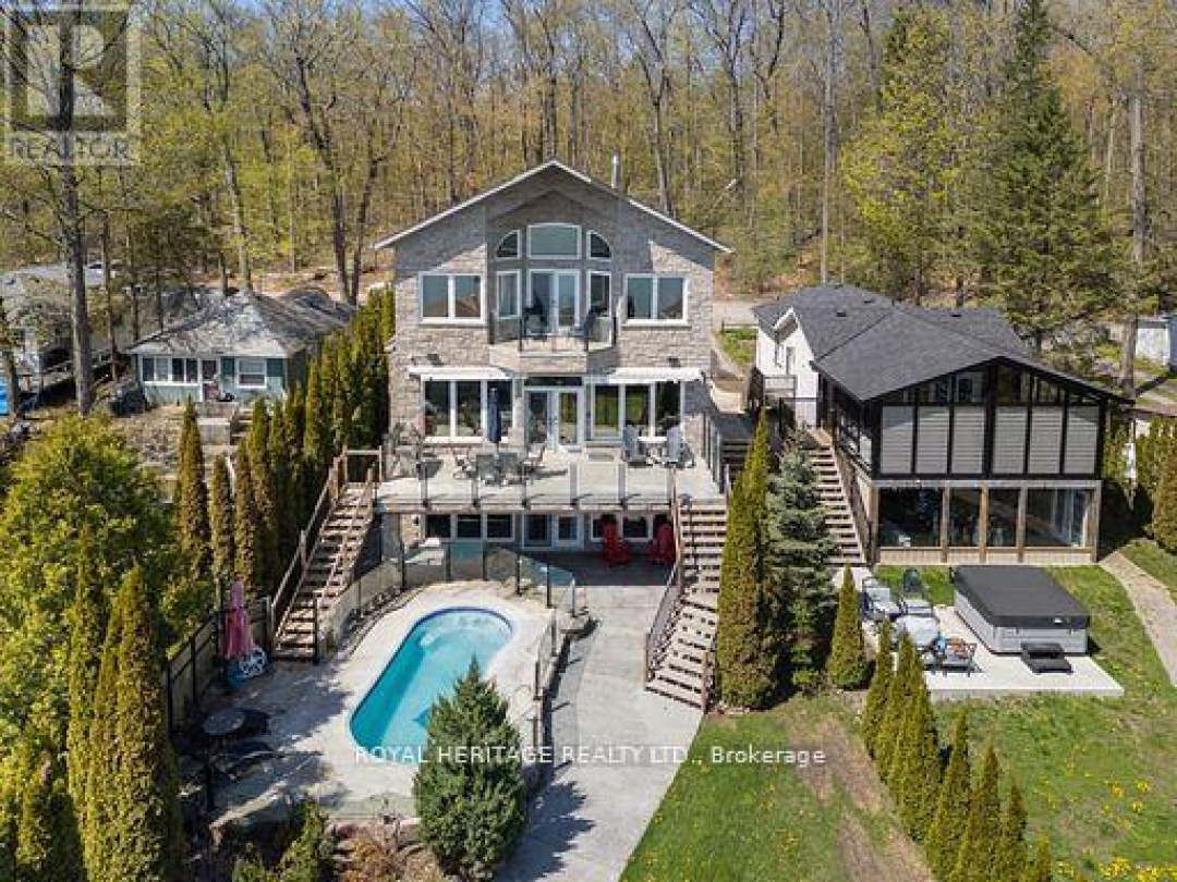 34 HILLS ROAD, Pigeon Lake