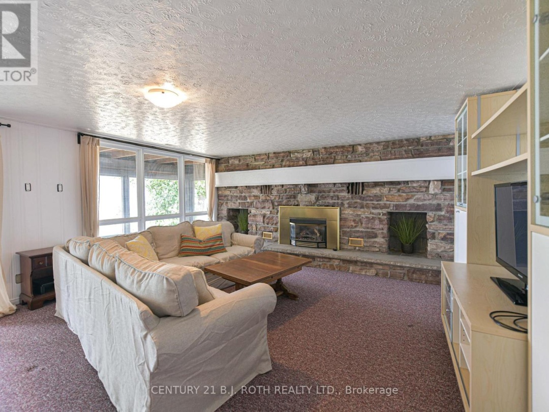 71 CAMPBELL BEACH ROAD, Dalrymple Lake