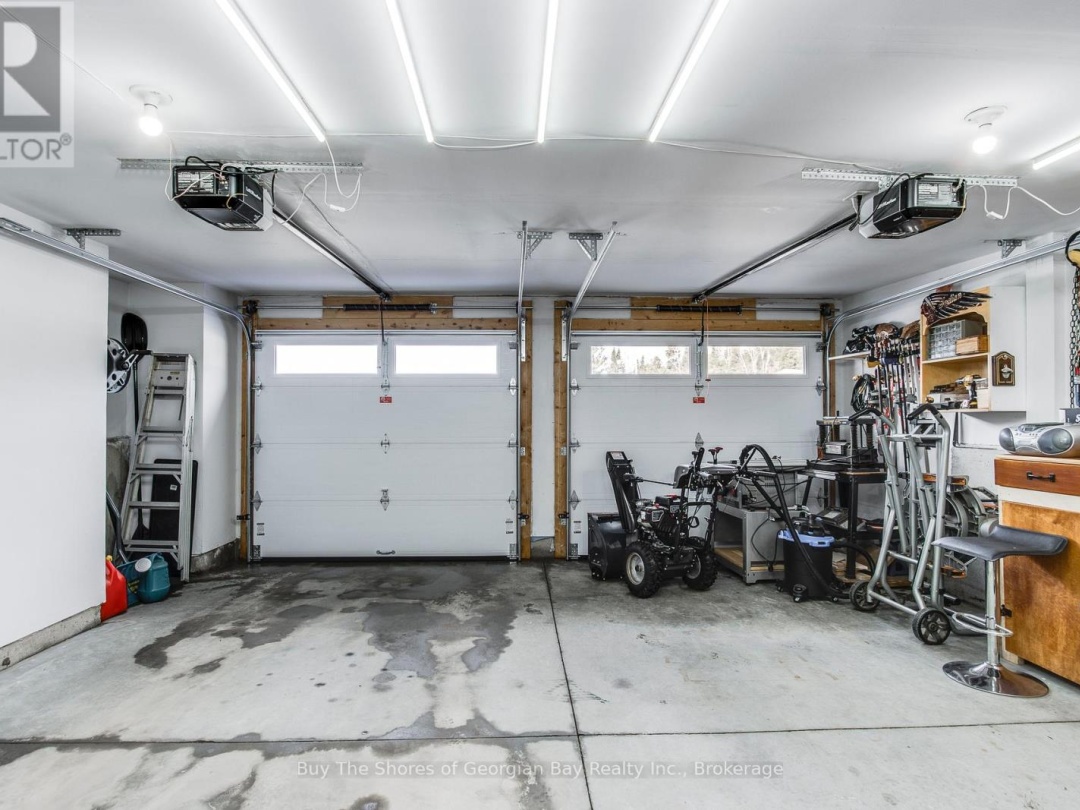 11 RALPH DALTON BOULEVARD, Tay (Victoria Harbour)