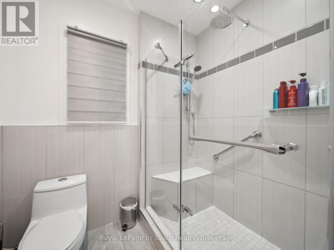 29 DUFFY DRIVE, Tay