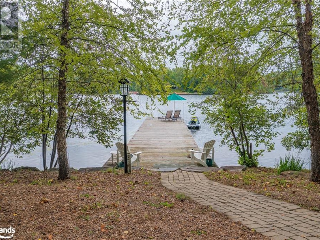 1061 Wallington Lane Unit# 2, Lake Of Bays