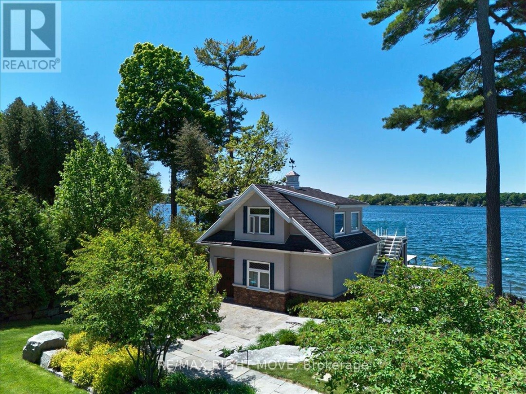 153 Creighton Street S, Lake Simcoe