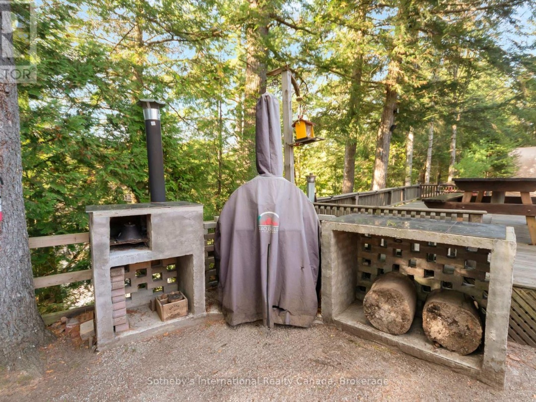 21 SPARROW ROAD, Burnt River