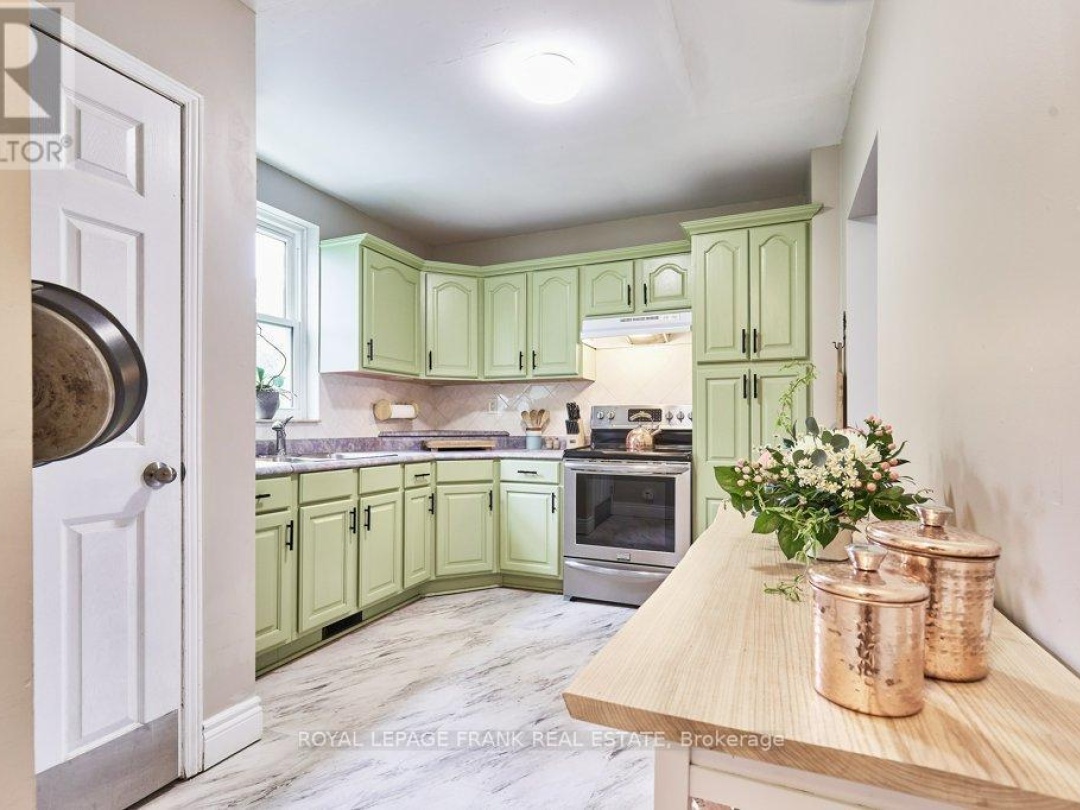 148 KING STREET, Kawartha Lakes (Woodville)