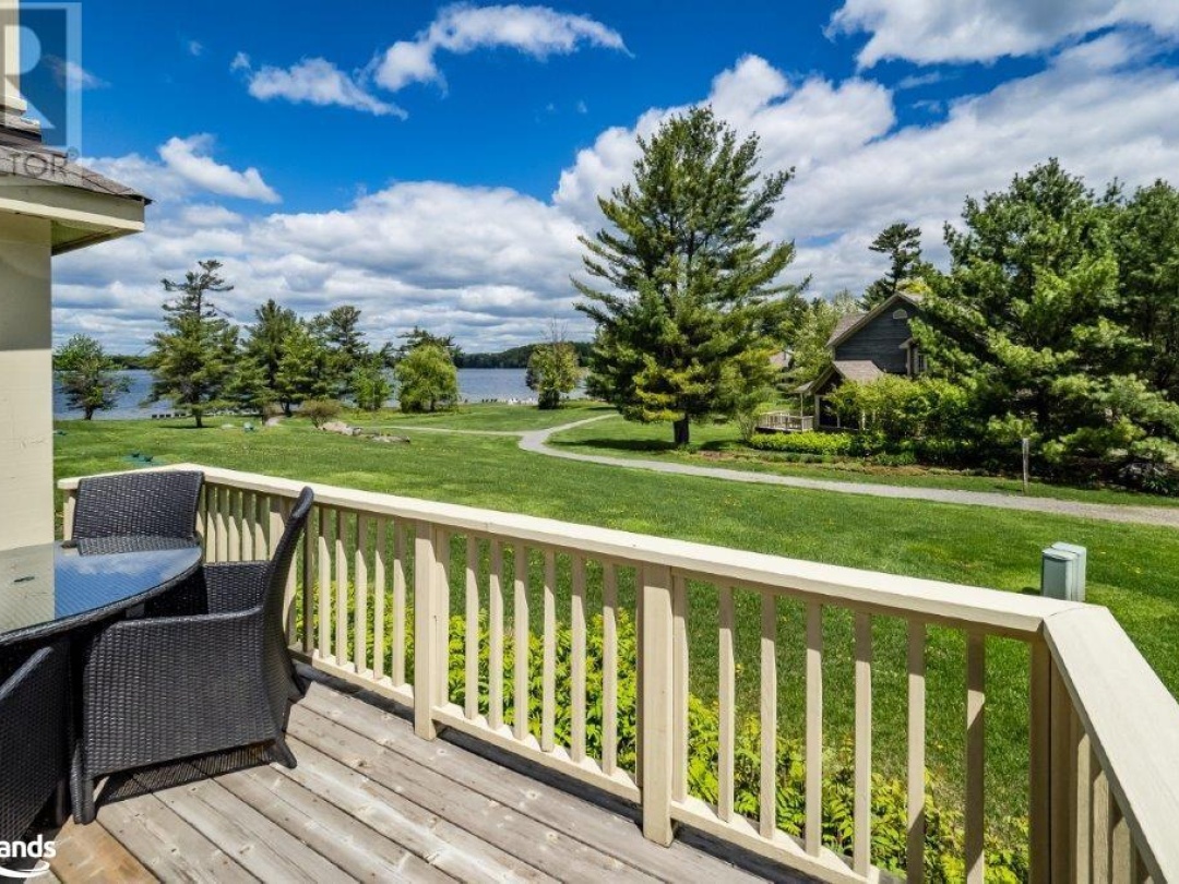 3876 Muskoka 118 Road Unit# Sandfield 6 W5, Lake Joseph